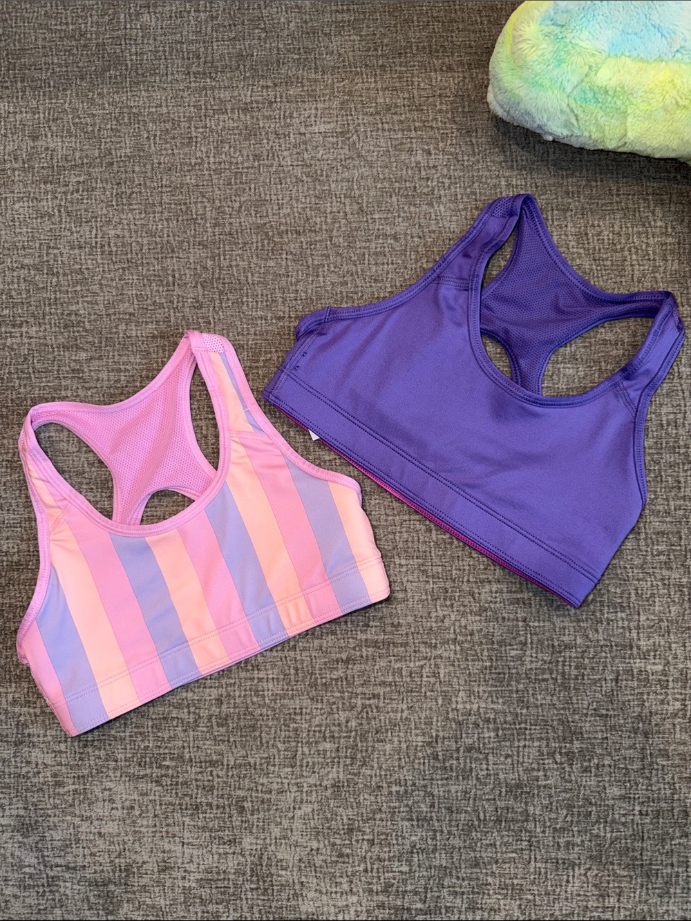 2 Sports Bras